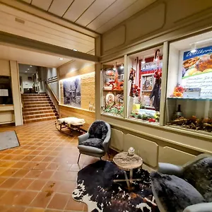  Apartment Allgaeuzeit Mit Hallenbad & Sauna & Kostenlosem Wlan